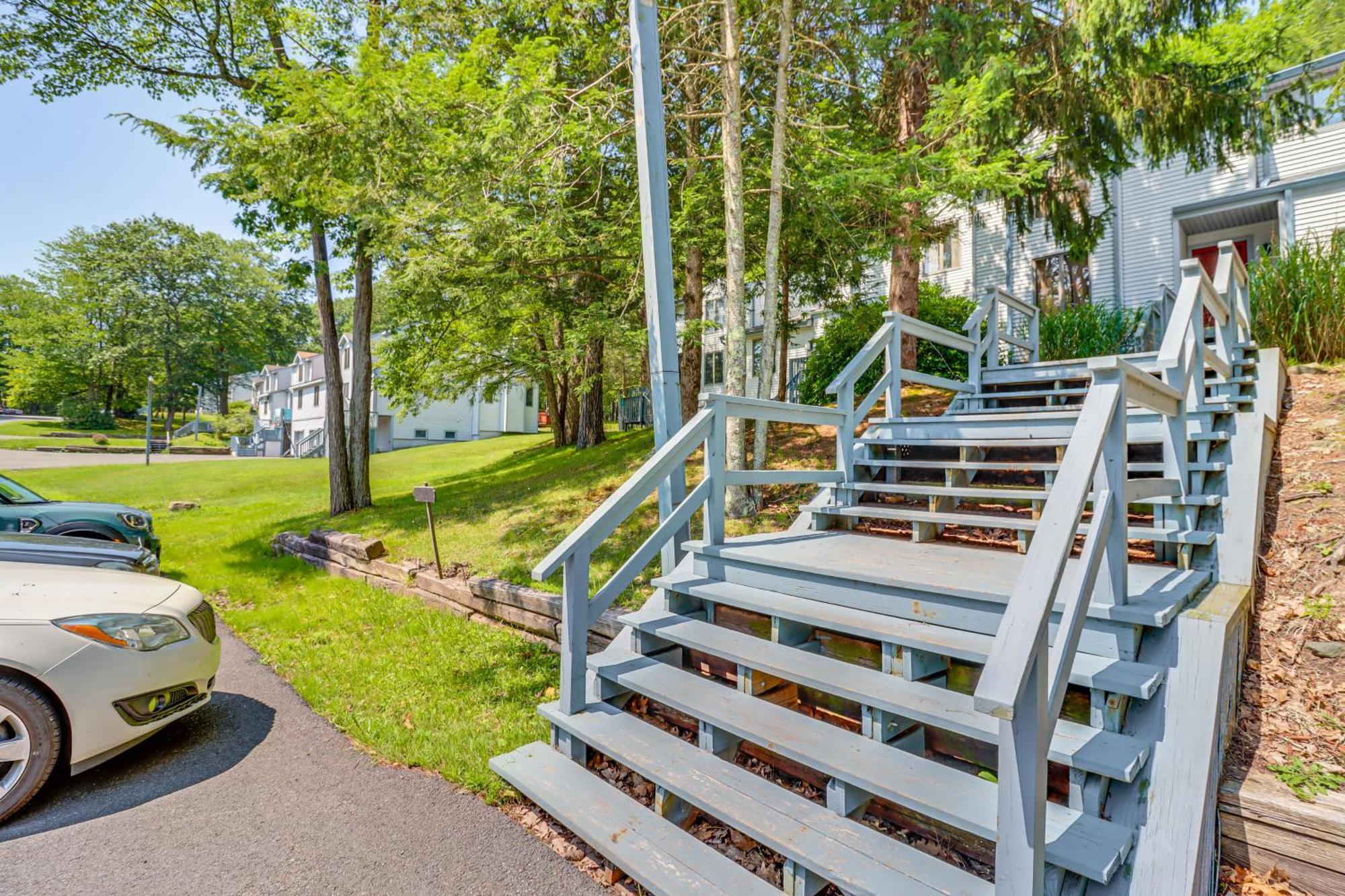 Lake Harmony Townhome Walk To Restaurants! Екстер'єр фото